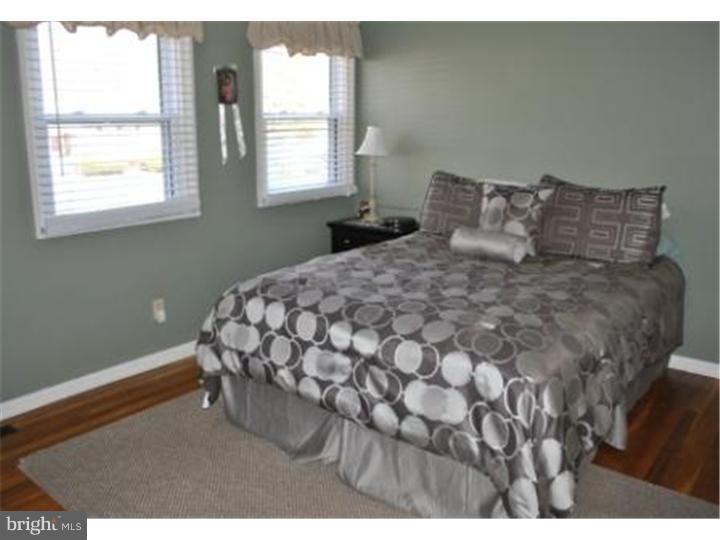 29 Myers Road Newark, DE 19713 - Photo 6 of 12 Master Bedroom