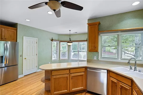 $799,900 | 101 Sunset Drive Southeast, Cartersville, GA 30121