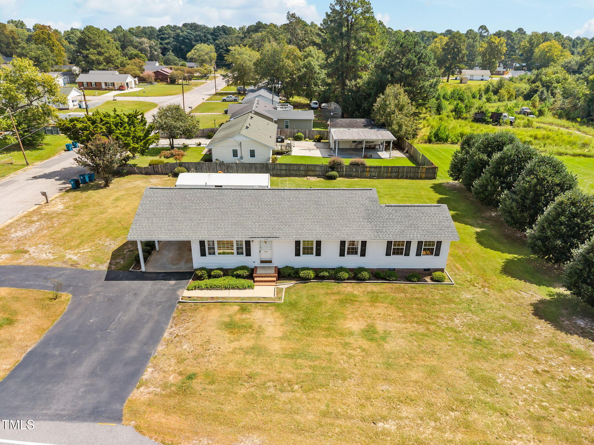 1500 Fairground Road Dunn, NC 28334 - Photo 29 of 31 a view of a swimming pool with an ocean view