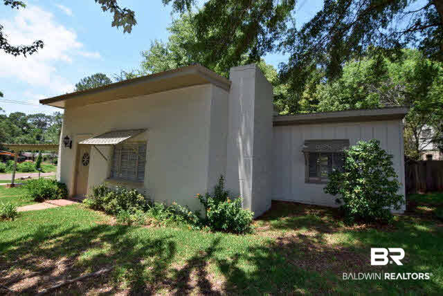 657 Johnson Avenue Fairhope, AL 36532 - Photo 1 of 23