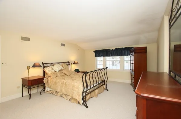 $7,500 | 74 Prynne Ridge Road, Longmeadow, MA 01106