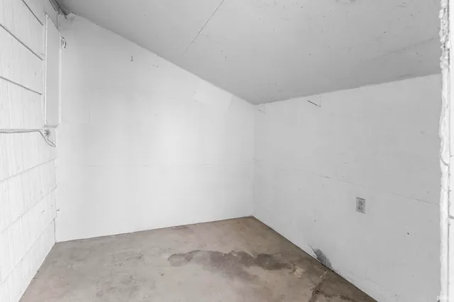 $205,000 | 2526 Birk Drive, Jasper, IN 47546