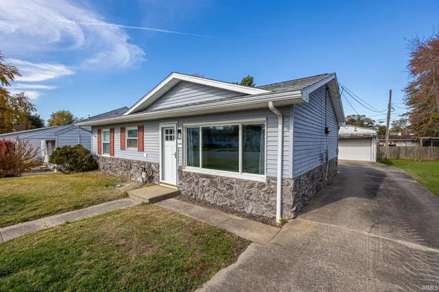 $205,000 | 2526 Birk Drive, Jasper, IN 47546