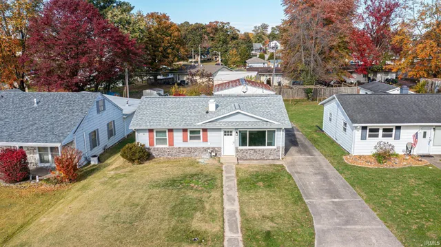 $205,000 | 2526 Birk Drive, Jasper, IN 47546