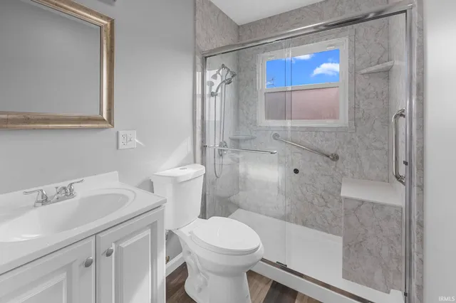 $205,000 | 2526 Birk Drive, Jasper, IN 47546