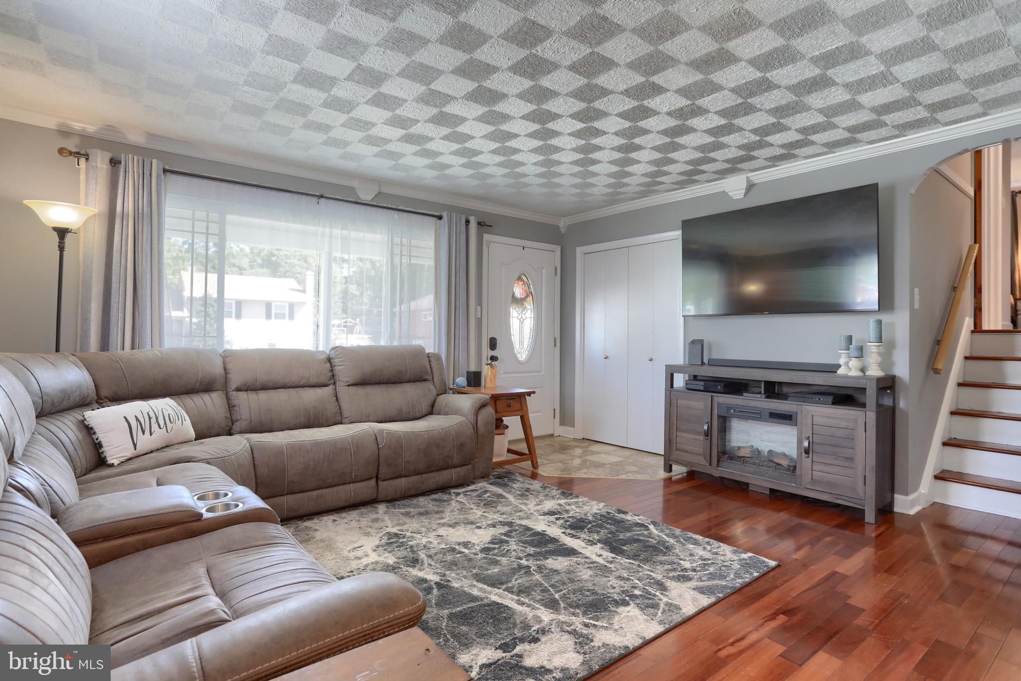 119 Henry Road Enola, PA 17025 - Photo 3 of 33 Gallery Image 3
