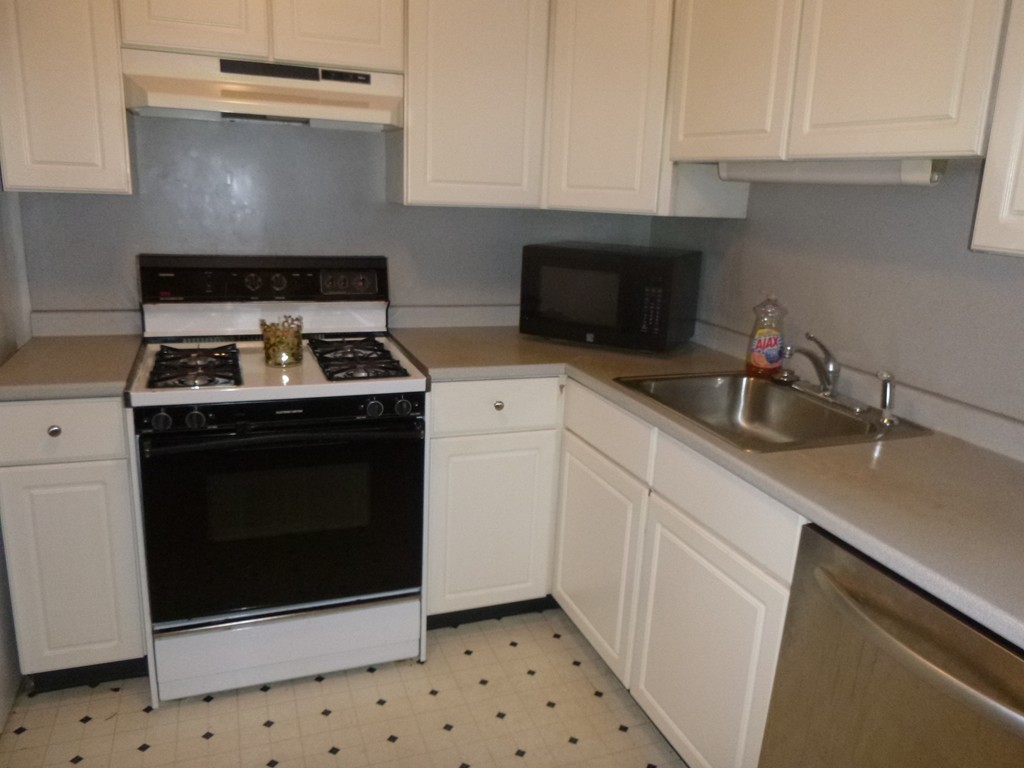 1550 Worcester Road, Unit 101 Framingham, MA 01702 - Photo 3 of 11