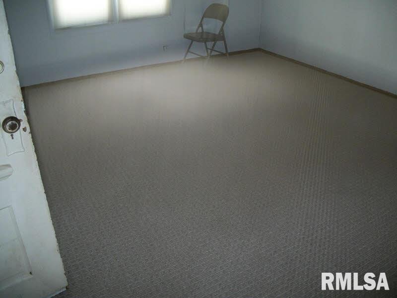 215 South Jarrell Street Ridgway, IL 62979 - Photo 3 of 6