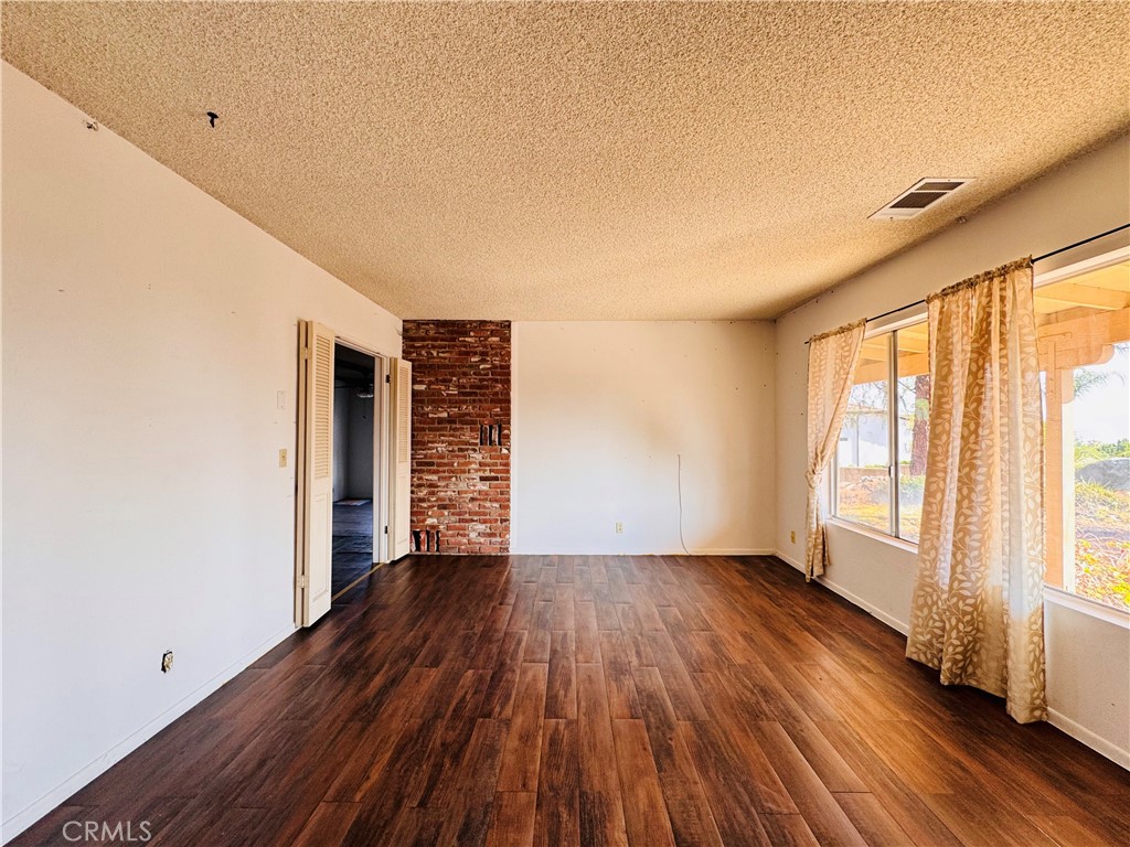12257 Skywood Court Riverside, CA 92503 - Photo 36 of 47 Dining Room