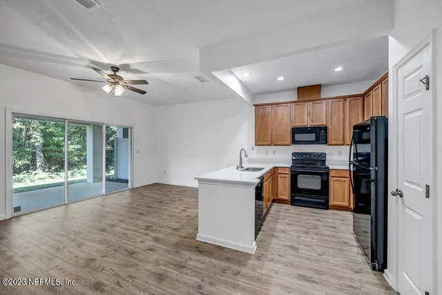 $1,800 | 5915 Pavilion Drive, Jacksonville, FL 32258