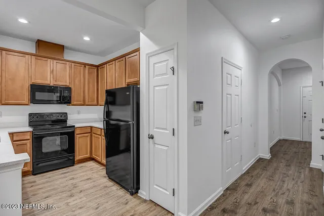 $1,800 | 5915 Pavilion Drive, Jacksonville, FL 32258