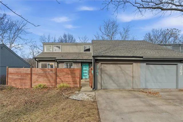 $245,000 | 2704 University Drive, Lawrence, KS 66049