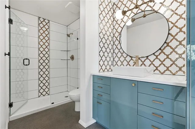 $245,000 | 2704 University Drive, Lawrence, KS 66049