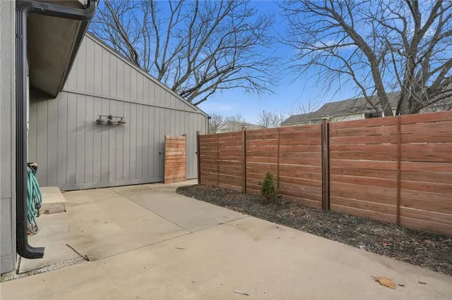 $245,000 | 2704 University Drive, Lawrence, KS 66049