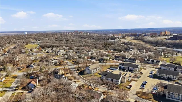 $245,000 | 2704 University Drive, Lawrence, KS 66049