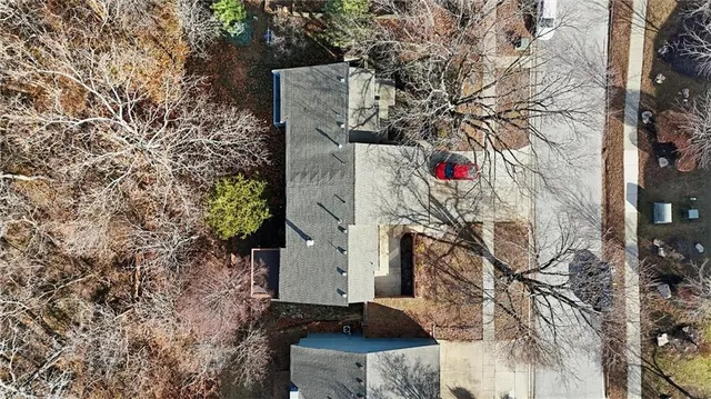 $245,000 | 2704 University Drive, Lawrence, KS 66049