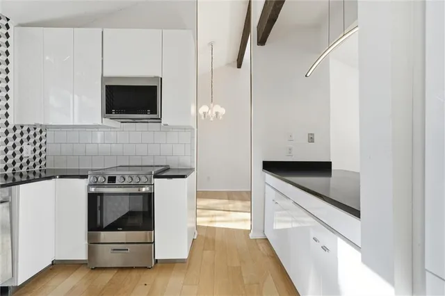 $245,000 | 2704 University Drive, Lawrence, KS 66049