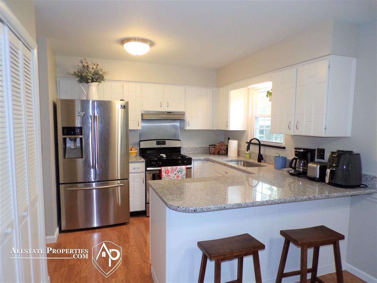 1175 Reid Road Flint, MI 48507 - Photo 8 of 37 50057195-7.JPG