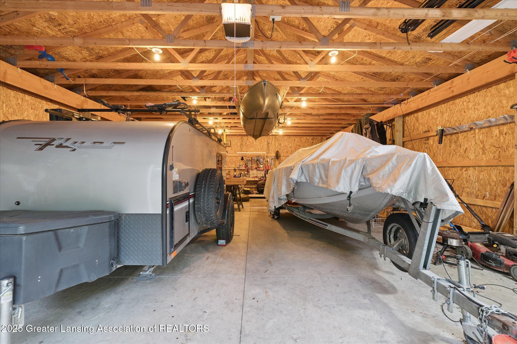 6044 West Beard Road Perry, MI 48872 - Photo 43 of 59 41-6044-W-Beard-Rd-Perry-MI-48872-Window