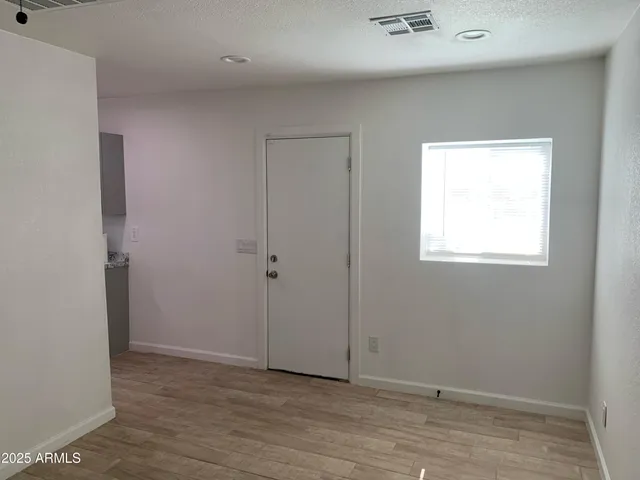 $800 | 1759 West Hadley Street, Unit C, Phoenix, AZ 85007