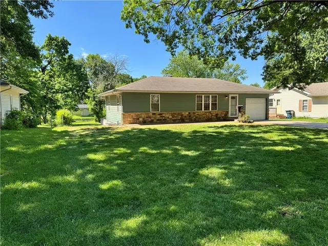 $234,900 | 1401 Northeast 67th Street, Gladstone, MO 64118