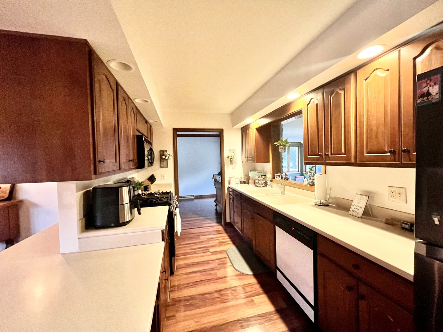 N972 Shade Tree Lane Maple Park, IL 60151 - Photo 10 of 33