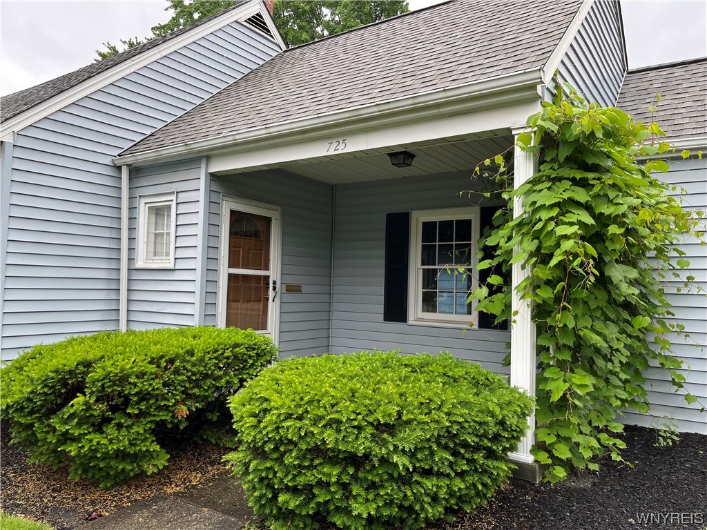 725 Brighton Road Tonawanda, NY 14150 - Photo 1 of 1 Front Entrance