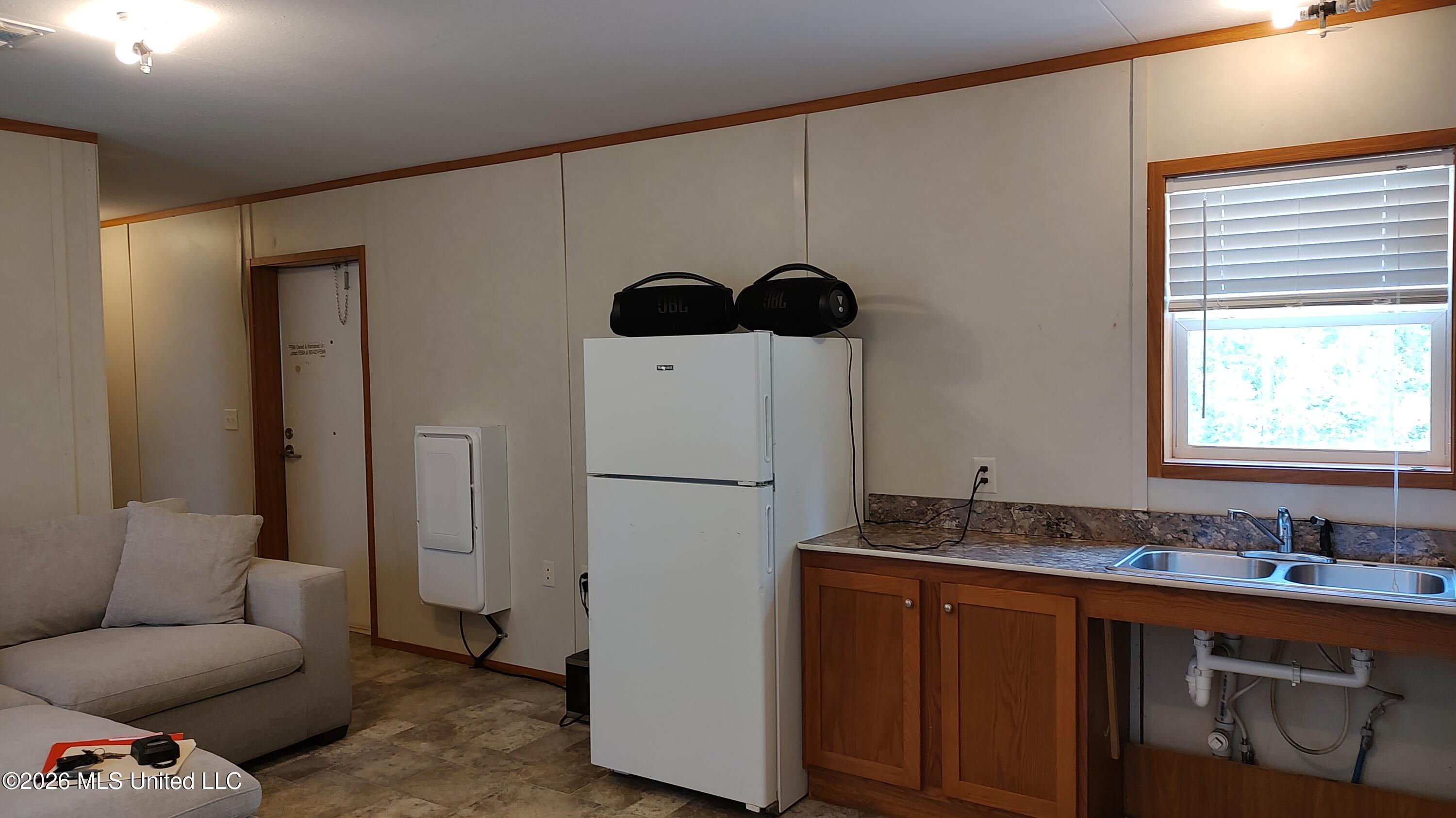 1090 Bilbo Road Lumberton, MS 39455 - Photo 5 of 19 Kitchen