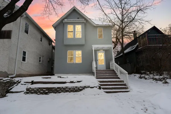 $439,000 | 275 Western Avenue South, St. Paul, MN 55102