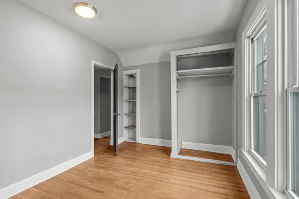 $439,000 | 275 Western Avenue South, St. Paul, MN 55102