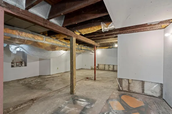 $439,000 | 275 Western Avenue South, St. Paul, MN 55102