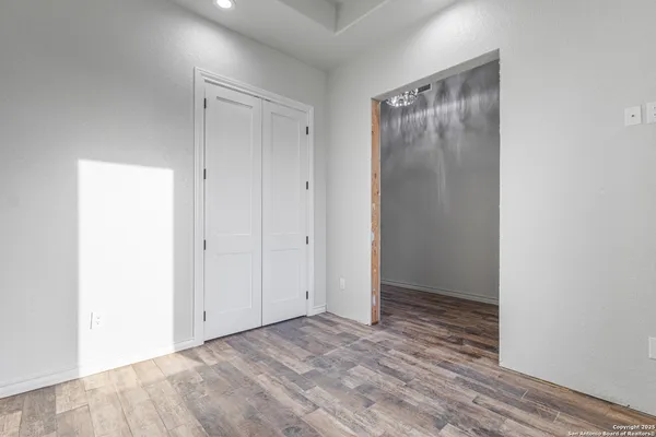 $594,900 | 114 Cr 6875, Natalia, TX 78059