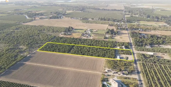 $899,000 | 501 Wellsford Road, Modesto, CA 95357
