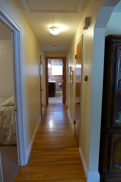 100 Londonderry Road Framingham, MA 01701 - Photo 13 of 28 Gallery Image 13