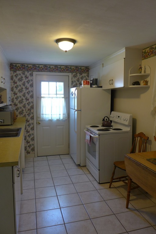 100 Londonderry Road Framingham, MA 01701 - Photo 5 of 28 Gallery Image 5