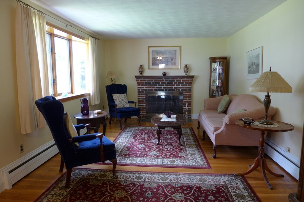 100 Londonderry Road Framingham, MA 01701 - Photo 7 of 28 Gallery Image 7