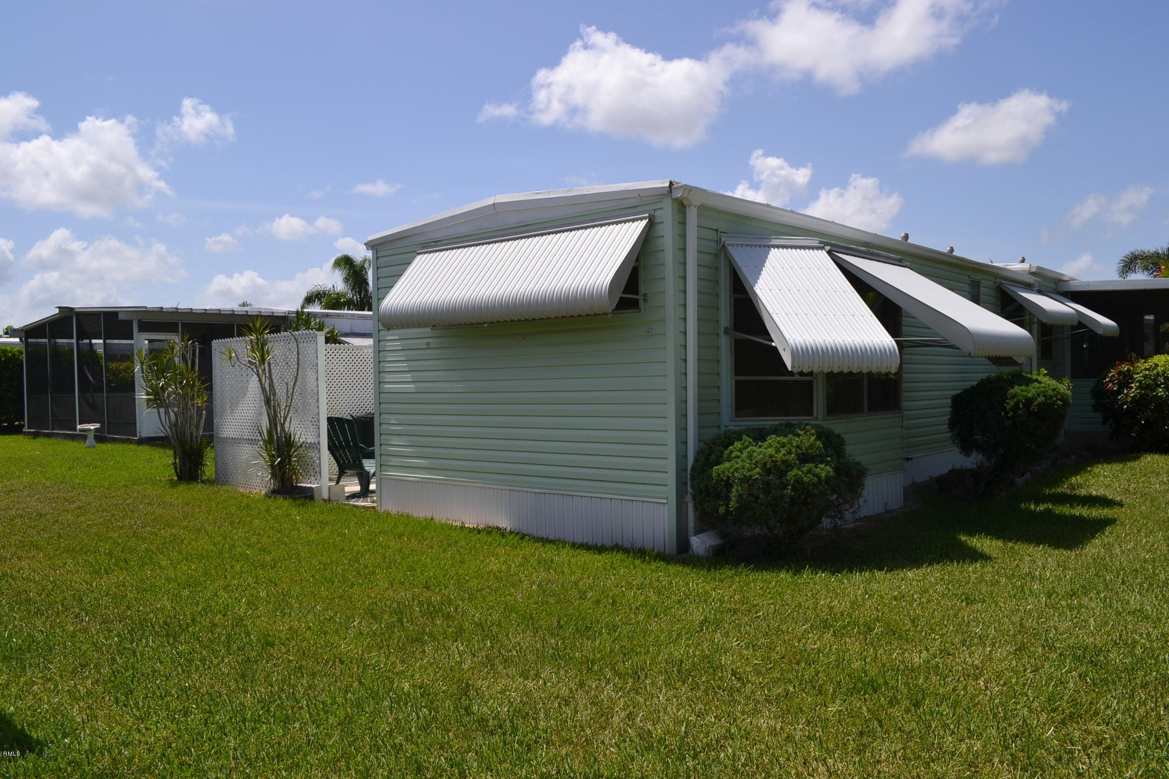 8332 Chisum Trail Boca Raton, FL 33433 - Photo 5 of 25 Rear View 1