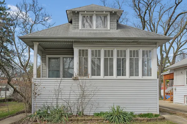 $239,900 | 3810 Maple Avenue, Brookfield, IL 60513