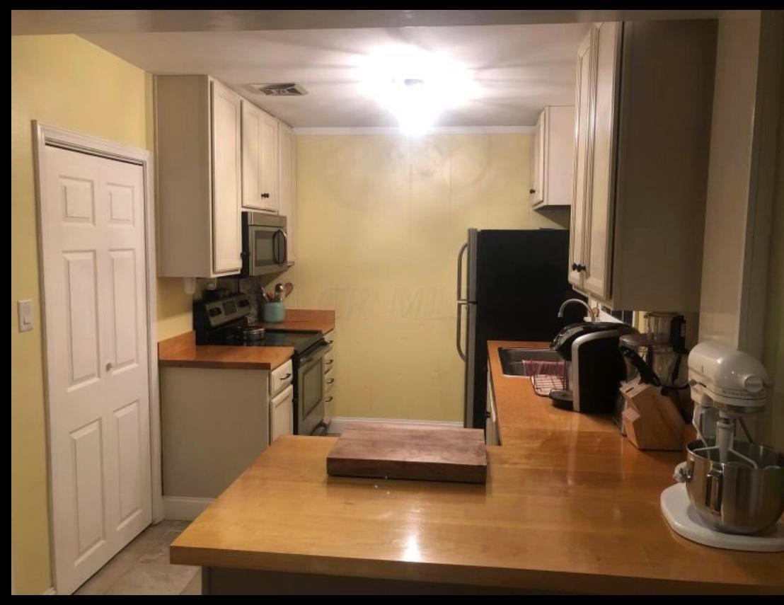 590 Chase Road Columbus, OH 43214 - Photo 3 of 16