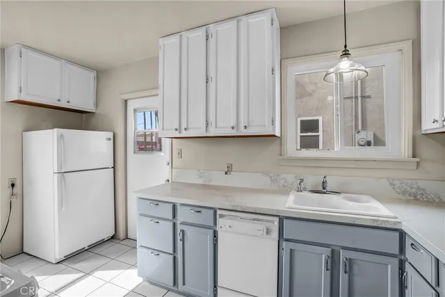 $3,650 | 5653 2nd Street, Long Beach, CA 90803