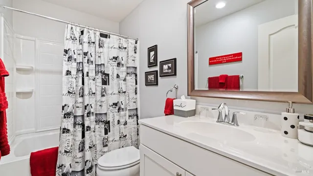 $748,000 | 530 Jade Street, Petaluma, CA 94952