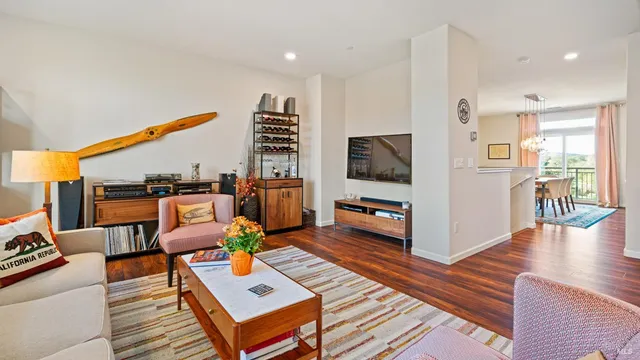 $748,000 | 530 Jade Street, Petaluma, CA 94952