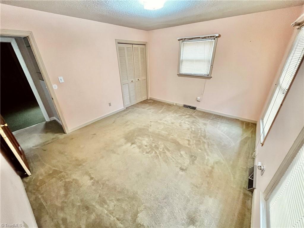 1020 Smith Road Lexington, NC 27292 - Photo 8 of 10 Gallery Image 8