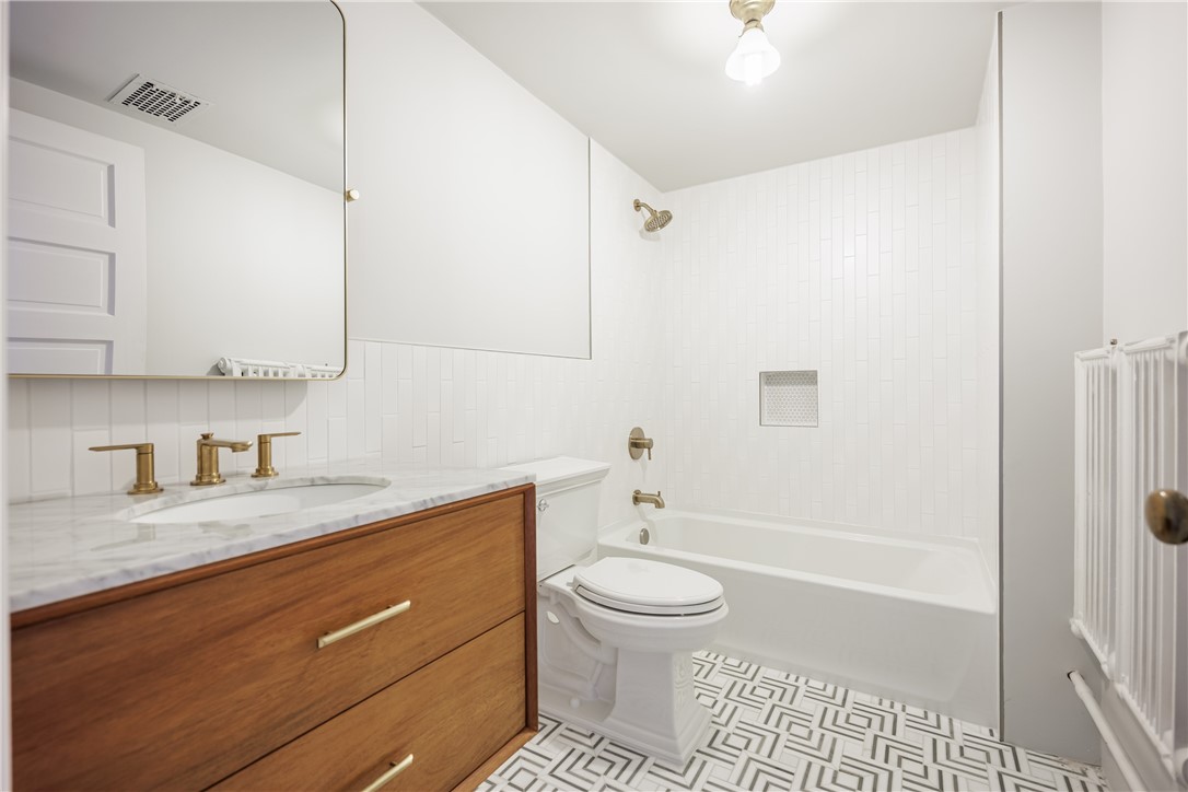 935 East Avenue Rochester, NY 14607 - Photo 45 of 50