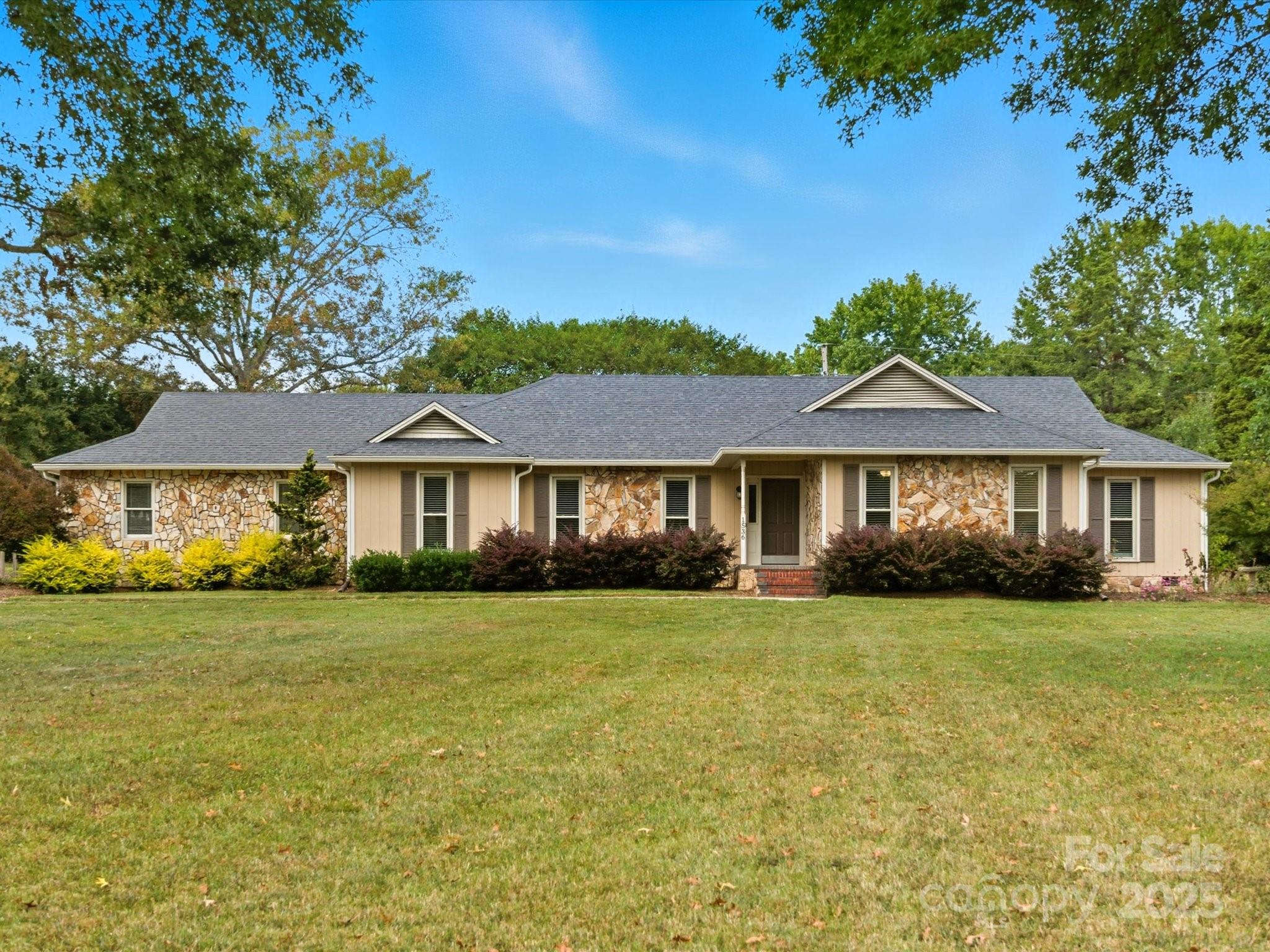 1536 Cobblestone Court Fort Mill, SC 29708 - Photo 1 of 47 Gallery Image 1