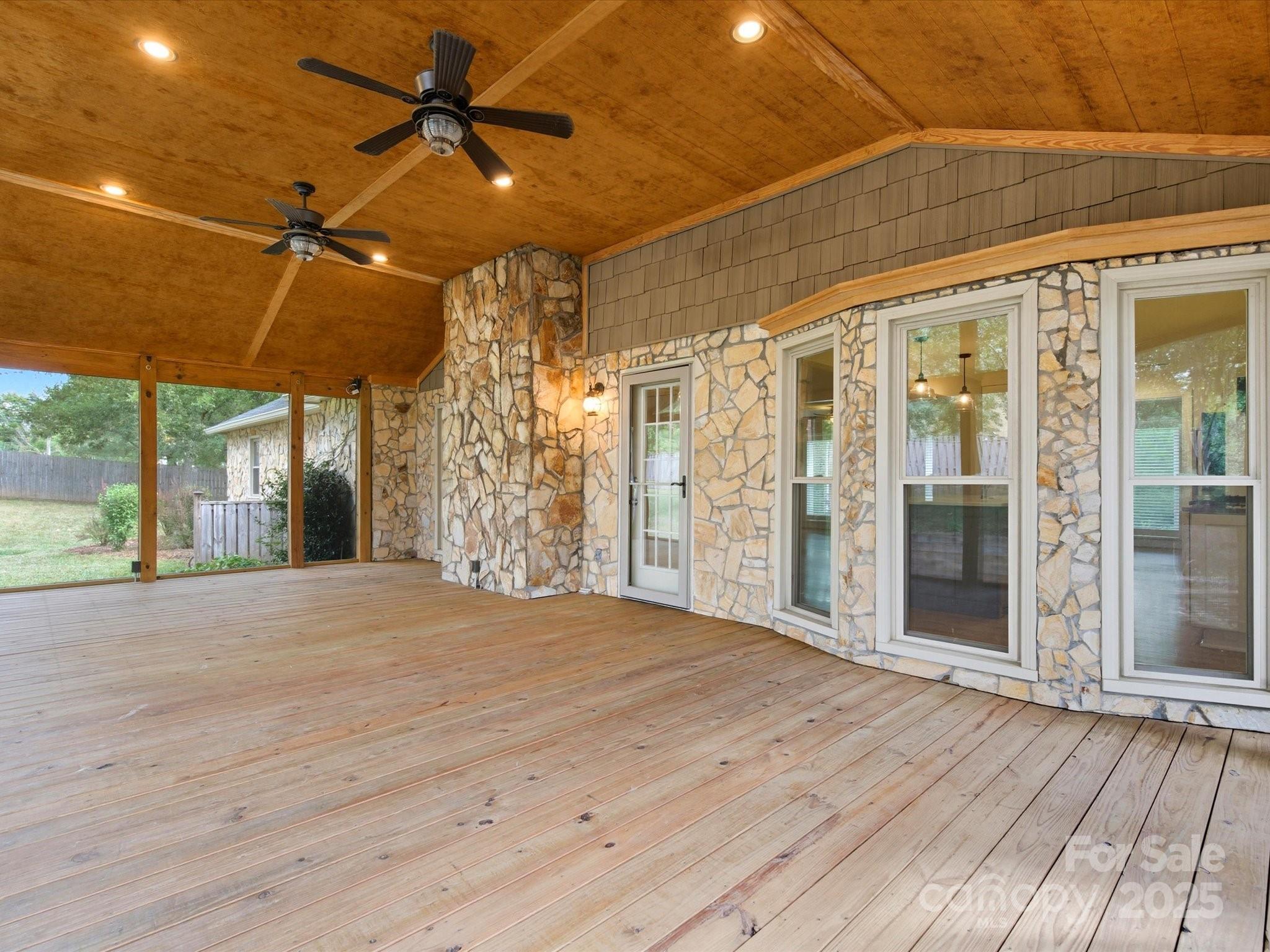 1536 Cobblestone Court Fort Mill, SC 29708 - Photo 34 of 47 Gallery Image 34