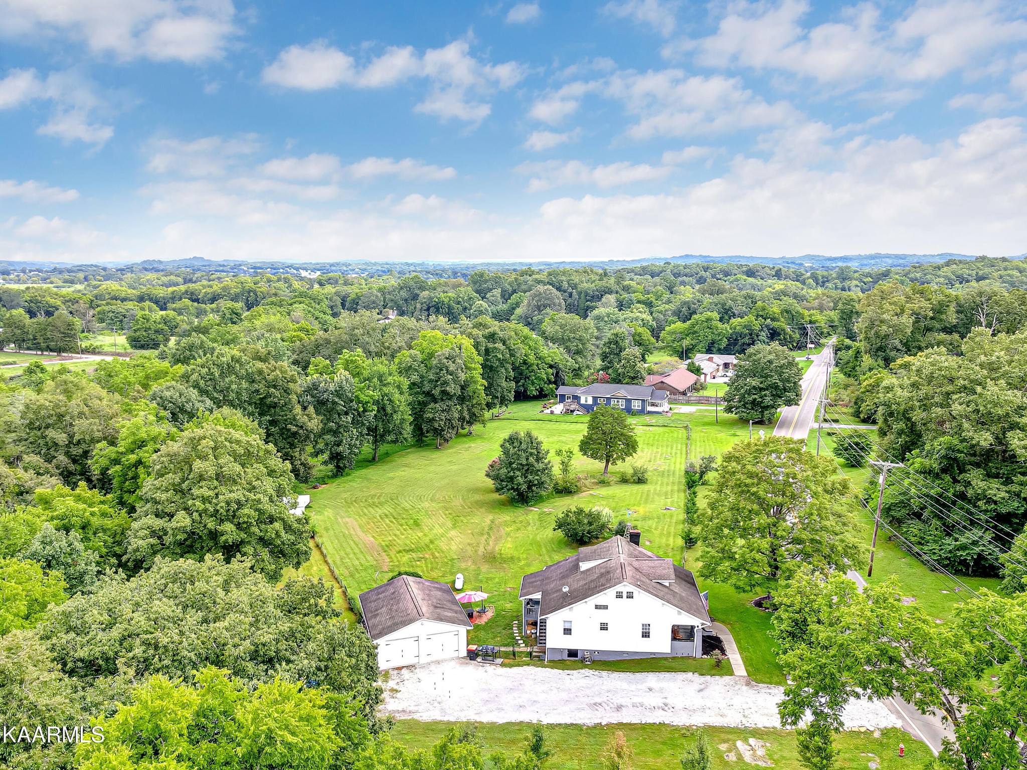 5032 Miser Station Road Friendsville, TN 37737 - Photo 12 of 42 Gallery Image 12