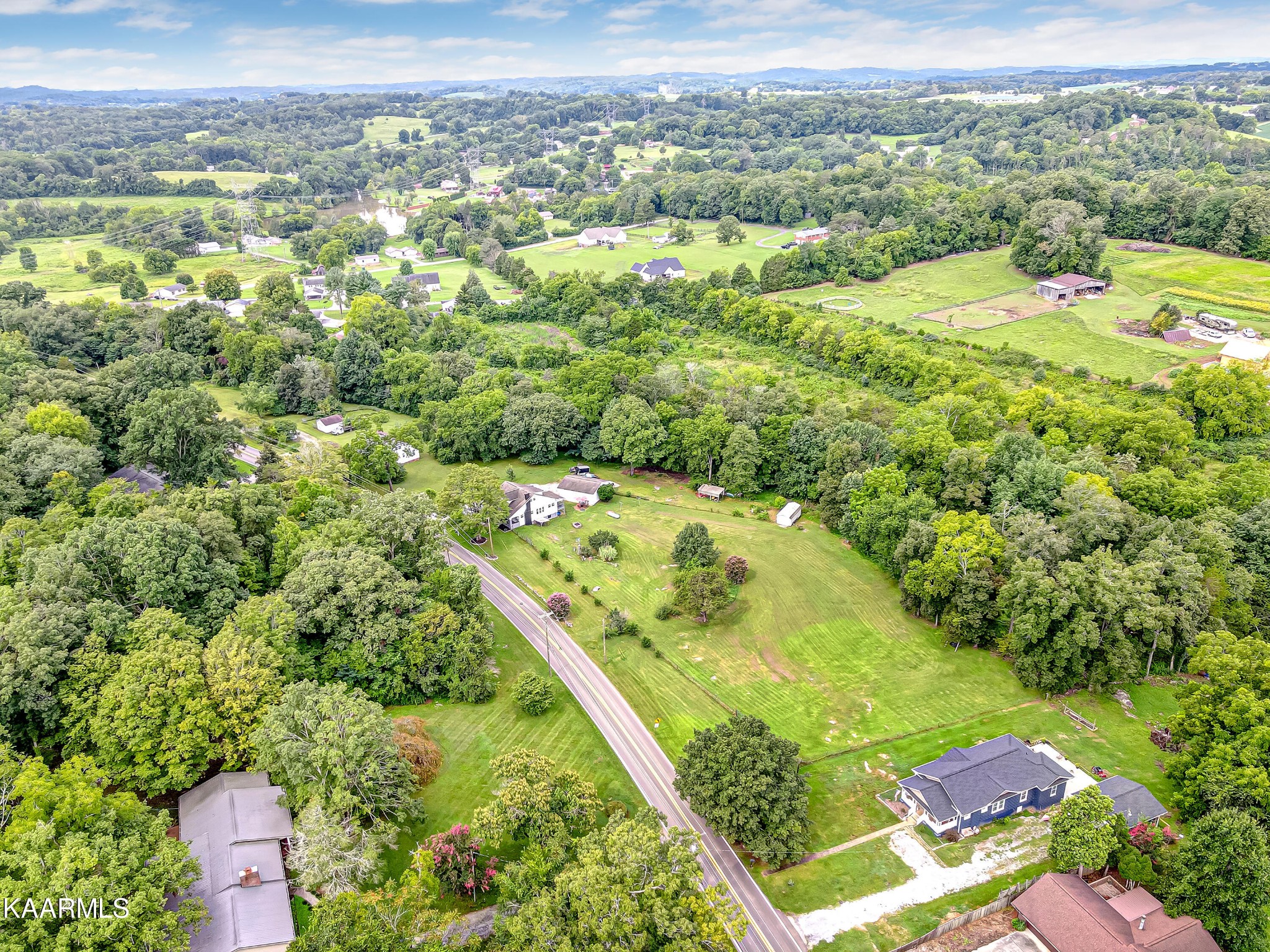 5032 Miser Station Road Friendsville, TN 37737 - Photo 32 of 42 Gallery Image 32