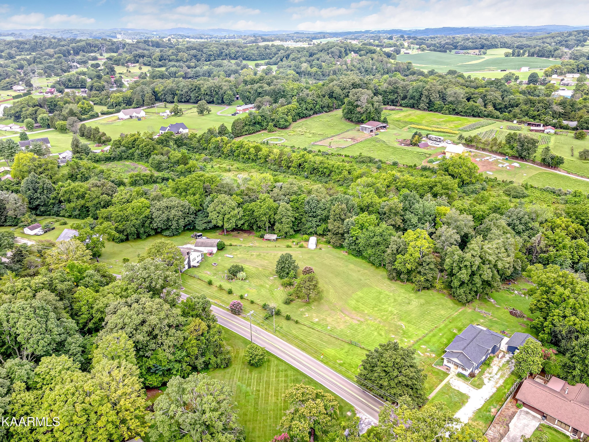 5032 Miser Station Road Friendsville, TN 37737 - Photo 33 of 42 Gallery Image 33