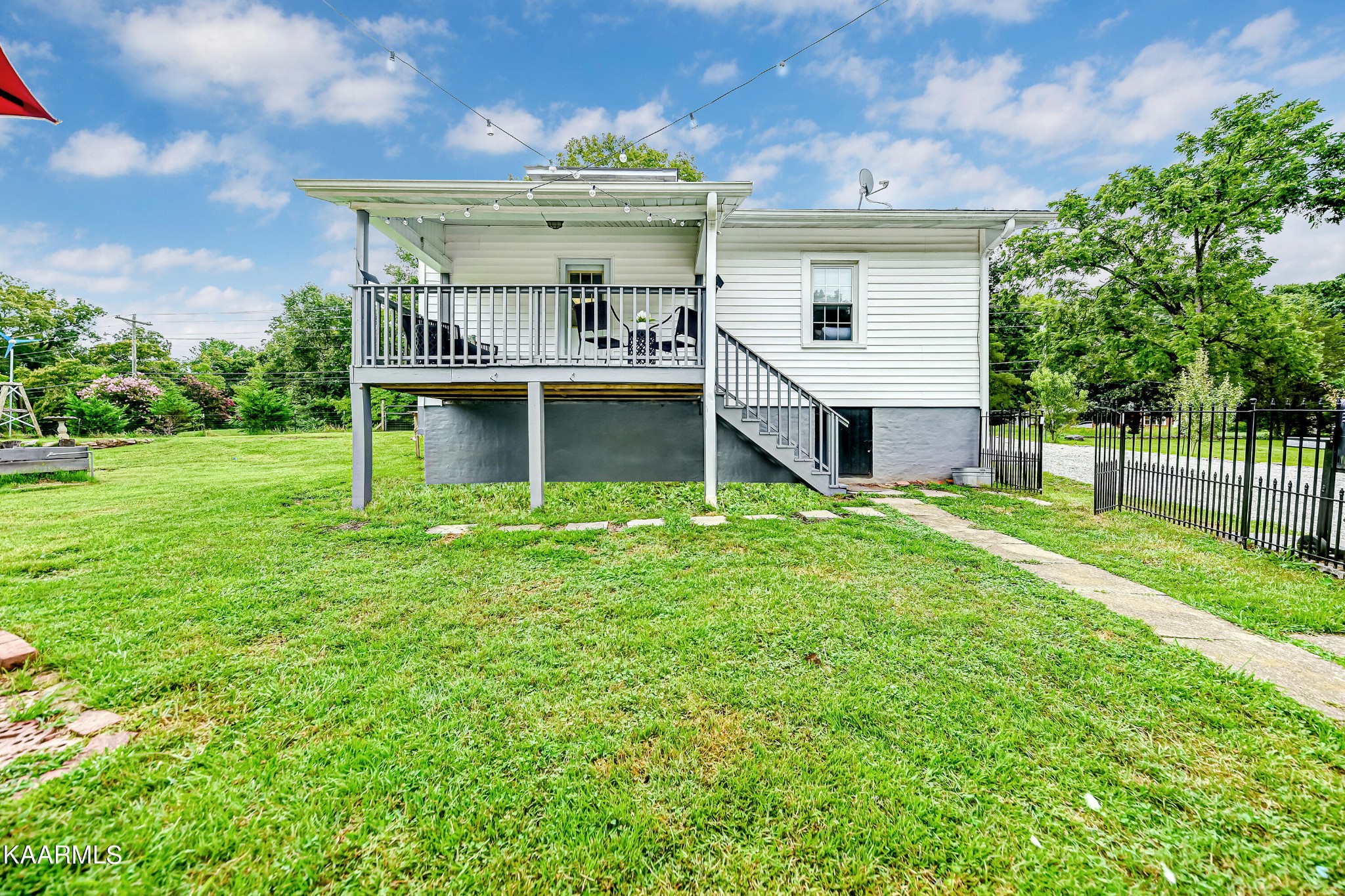 5032 Miser Station Road Friendsville, TN 37737 - Photo 36 of 42 Gallery Image 36